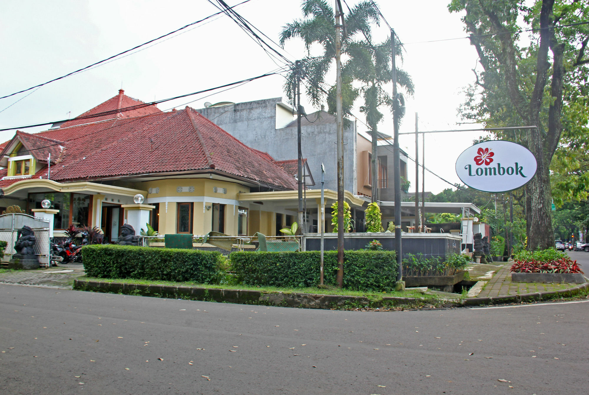 Hotel O Bandung Near Stadion Siliwangi Formerly The Ethnic Hotel Bandung Extérieur photo