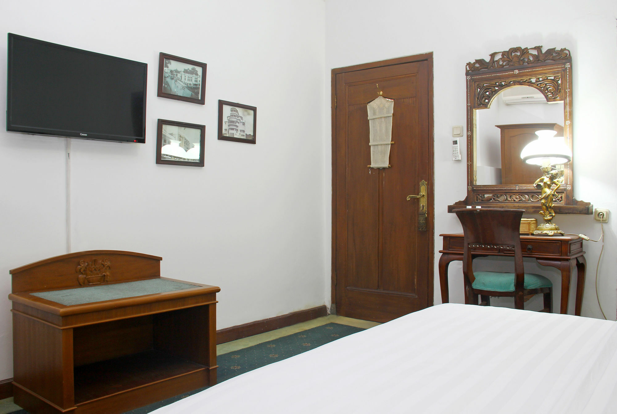 Hotel O Bandung Near Stadion Siliwangi Formerly The Ethnic Hotel Bandung Extérieur photo